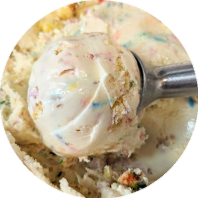 Twice-Cream-birthday-cake